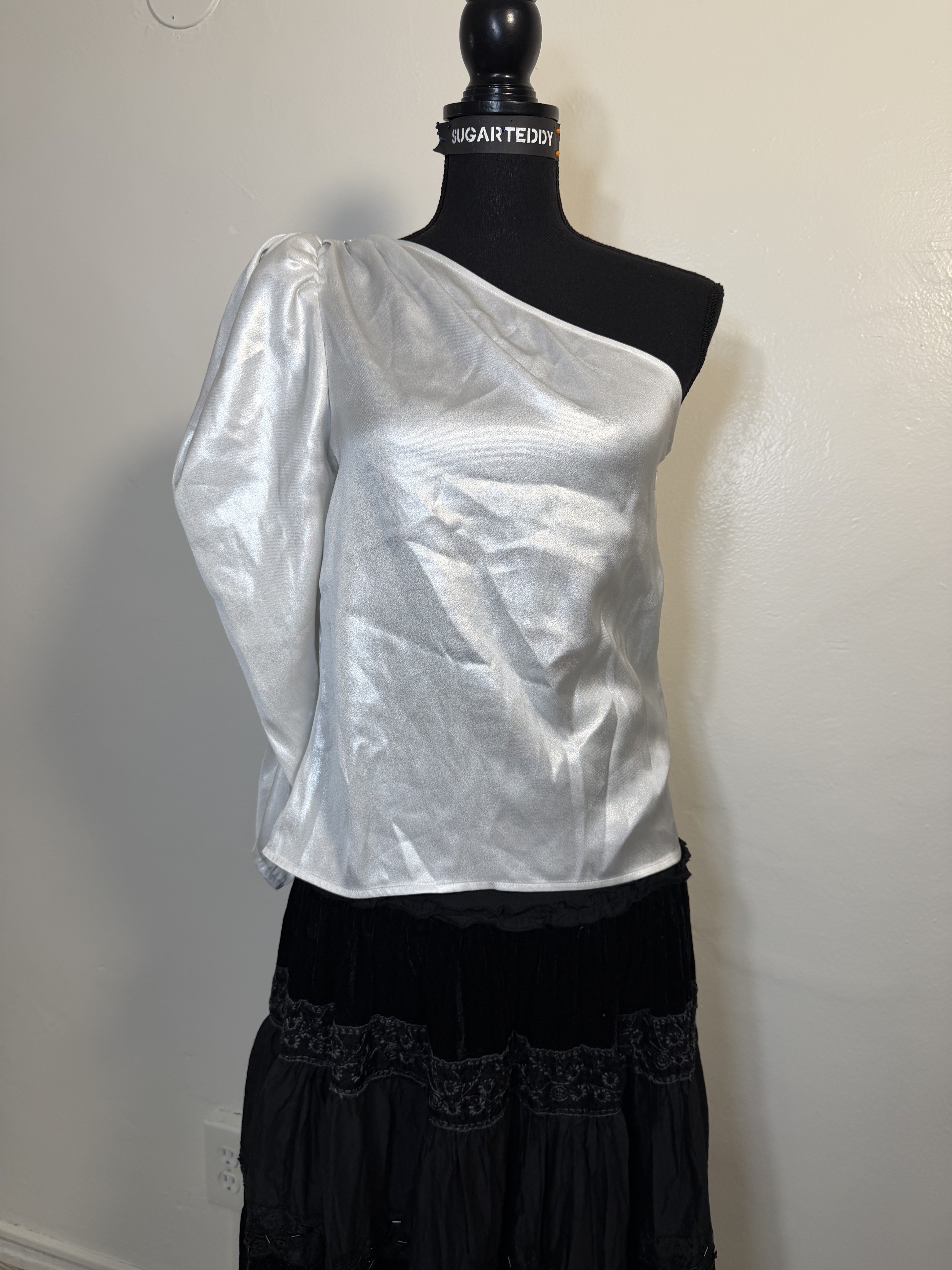 Express One-Shoulder Satin Blouse In White